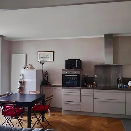 Nice And Spacious T3 Near The Place Royale Nantes